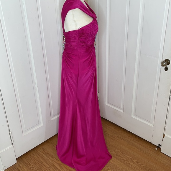 Night Moves•Prom Dress - Picture 3 of 14